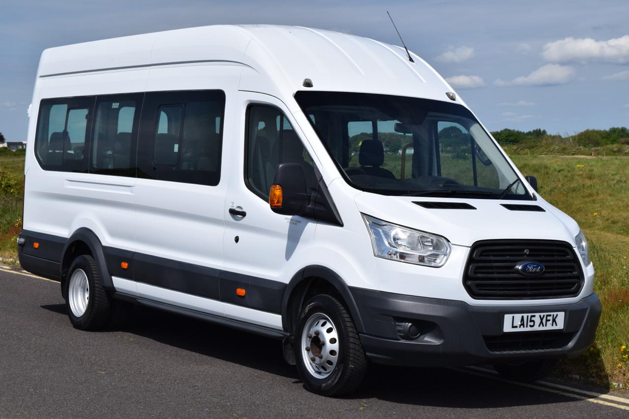 2015 Ford Transit 17-Seater Minibus - Euro 6